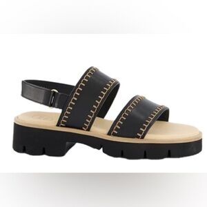 Super Soft Leather Sandals. Decorative stitching